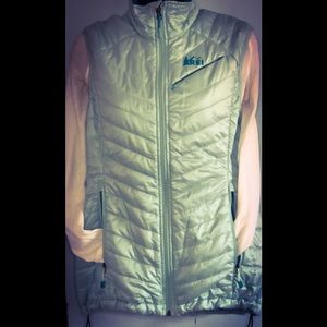 💙Adorable & Adventurous REI Lightweight Vest 🤍